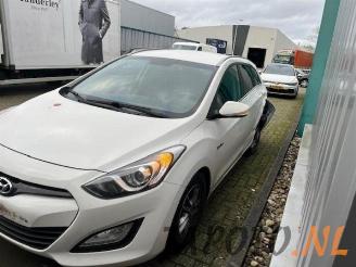 demontáž osobní automobily Hyundai I-30 i30 Wagon (GDHF5), Combi, 2012 1.6 GDI Blue 16V 2015/5