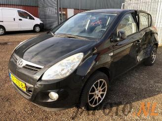 Damaged car Hyundai I-20 i20, Hatchback, 2008 / 2015 1.2i 16V 2009/8
