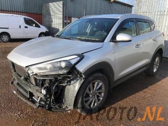 disassembly passenger cars Hyundai Tucson Tucson (TL), SUV, 2015 1.7 CRDi 16V 2WD 2016/4