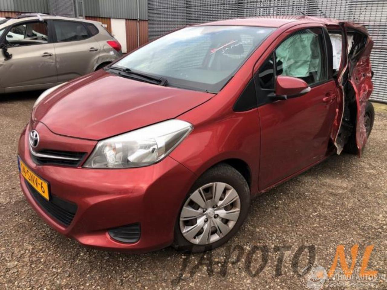 Toyota Yaris Yaris III (P13), Hatchback, 2010 / 2020 1.33 16V Dual VVT-I