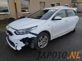 demontáž osobní automobily Kia Cee d Ceed Sportswagon (CDF), Combi, 2018 1.4 T-GDI 16V 2019/1