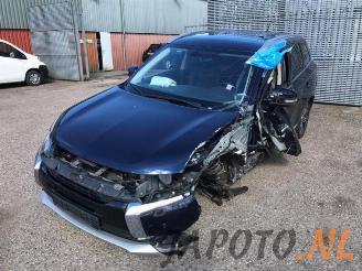 demontáž osobní automobily Mitsubishi Outlander Outlander (GF/GG), SUV, 2012 2.0 16V 4x2 2015/8