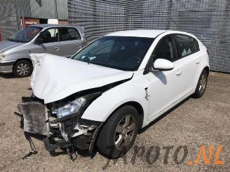 demontáž osobní automobily Chevrolet Cruze Cruze (305), Hatchback, 2010 / 2015 1.6 16V VVT 2012/3