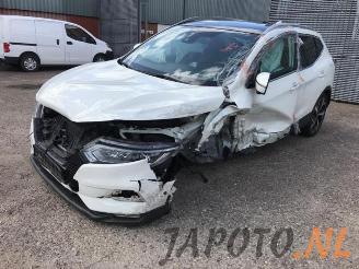 Salvage car Nissan Qashqai Qashqai (J11), SUV, 2013 1.3 DIG-T 140 16V 2019/3