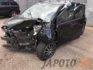 Vrakbiler auto Toyota Aygo Aygo (B40), Hatchback, 2014 1.0 12V VVT-i 2016/7