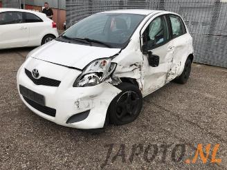 Auto da rottamare Toyota Yaris Yaris II (P9), Hatchback, 2005 / 2014 1.33 16V Dual VVT-I 2009/5