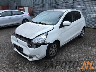 Salvage car Mitsubishi Space-star Space Star (A0), Hatchback, 2012 1.0 12V 2013/2