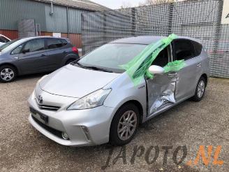 Salvage car Toyota Prius Plus Prius Plus (ZVW4), MPV, 2011 1.8 Hybrid 16V 2012/11