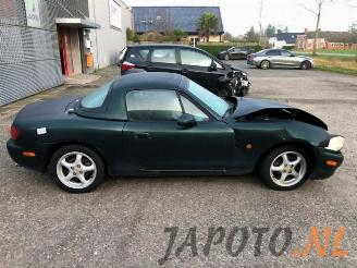 Mazda MX-5 MX-5 (NB18/35/8C), Cabrio, 1998 / 2005 1.6i 16V picture 6
