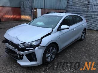 Salvage car Hyundai Ioniq Ioniq, Liftback, 2016 / 2022 Electric 2018/7