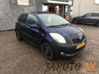 Toyota Yaris Yaris II (P9), Hatchback, 2005 / 2014 1.4 D-4D picture 6