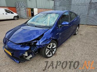 Démontage voiture Toyota Prius Prius (ZVW5), Hatchback, 2015 / 2022 1.8 16V Hybrid 2016/4