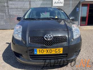 Toyota Yaris Yaris II (P9), Hatchback, 2005 / 2014 1.3 16V VVT-i picture 9