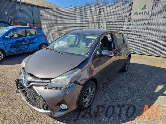 demontáž osobní automobily Toyota Yaris Yaris III (P13), Hatchback, 2010 / 2020 1.5 16V Hybrid 2015/11