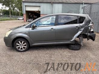 Toyota Corolla-verso Corolla Verso (R10/11), MPV, 2004 / 2009 2.2 D-4D 16V picture 2