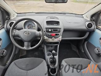 Toyota Aygo Aygo (B10), Hatchback, 2005 / 2014 1.0 12V VVT-i picture 8