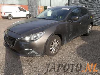 Vrakbiler auto Mazda 3 3 (BM/BN), Sedan, 2013 / 2019 2.2 SkyActiv-D 150 16V 2014/8