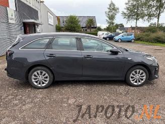Kia Cee d  picture 6