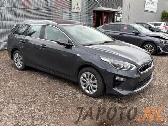 Kia Cee d  picture 7