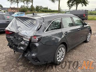 Kia Cee d  picture 5