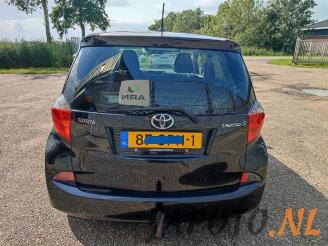 Toyota Verso S Verso S, MPV, 2010 / 2016 1.33 16V Dual VVT-I picture 4