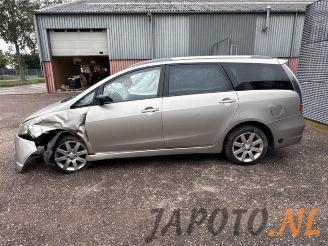 Mitsubishi Grandis Grandis (NA), MPV, 2004 / 2010 2.4 16V MIVEC picture 2