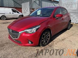 rozbiórka samochody osobowe Mazda 2 2 (DJ/DL), Hatchback, 2014 1.5 SkyActiv-G 90 2015/6