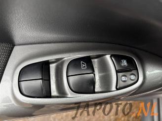 Nissan Juke Juke (F15), SUV, 2010 / 2019 1.6 DIG-T 16V picture 15