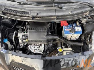 Toyota Yaris Yaris II (P9), Hatchback, 2005 / 2014 1.3 16V VVT-i picture 16