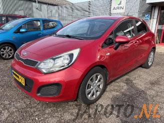 Démontage voiture Kia Rio Rio III (UB), Hatchback, 2011 / 2017 1.2 CVVT 16V 2013/4