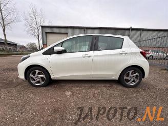 Toyota Yaris Yaris III (P13), Hatchback, 2010 / 2020 1.5 16V Hybrid picture 2