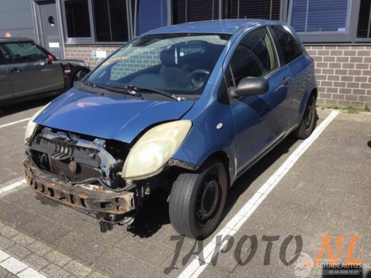 Toyota Yaris Yaris II (P9), Hatchback, 2005 / 2014 1.0 12V VVT-i