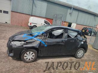 Auto da rottamare Toyota Yaris Yaris III (P13), Hatchback, 2010 / 2020 1.0 12V VVT-i 2016/11