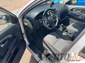Kia Cee d Cee'd Sporty Wagon (EDF), Combi, 2007 / 2012 1.4 16V picture 5