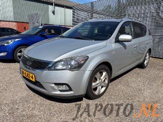 disassembly passenger cars Kia Cee d Cee'd Sporty Wagon (EDF), Combi, 2007 / 2012 1.4 16V 2010/5