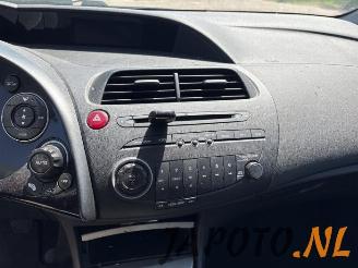 Honda Civic Civic (FK/FN), Hatchback, 2005 / 2012 1.4 i-Dsi picture 9