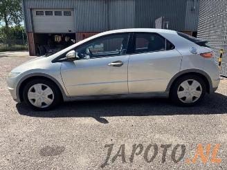 Honda Civic Civic (FK/FN), Hatchback, 2005 / 2012 1.4 i-Dsi picture 2