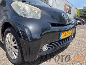 Toyota iQ iQ, Hatchback 3-drs, 2009 / 2015 1.0 12V VVT-i picture 17