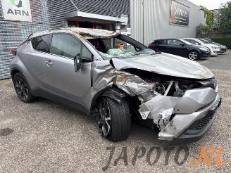 Toyota C-HR C-HR (X1,X5), SUV, 2016 1.8 16V Hybrid picture 7