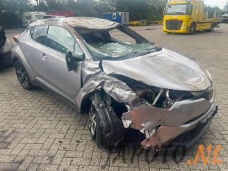 Toyota C-HR C-HR (X1,X5), SUV, 2016 1.8 16V Hybrid picture 5