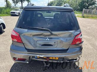 Mitsubishi Outlander Outlander (CU), SUV, 2001 / 2007 2.0 16V 4x2 picture 4