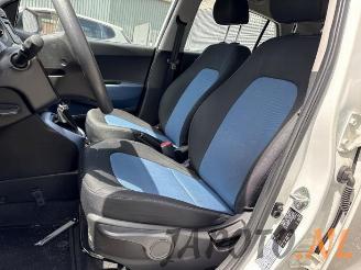 Hyundai I-10 i10 (B5), Hatchback, 2013 / 2019 1.0 12V picture 14