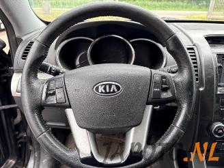 Kia Sorento Sorento II (XM), SUV, 2009 / 2015 2.4 16V 4x2 picture 12