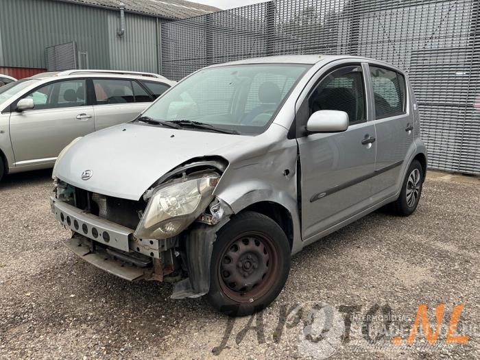 Daihatsu Sirion Sirion 2 (M3), Hatchback, 2005 1.3 16V DVVT