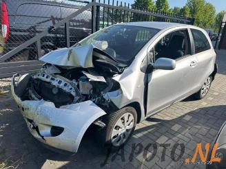Salvage car Toyota Yaris Yaris II (P9), Hatchback, 2005 / 2014 1.0 12V VVT-i 2006/12