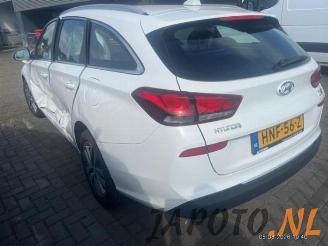 Hyundai I-30 i30 Wagon (PDEF), Combi, 2017 1.0 T-GDI 12V picture 2