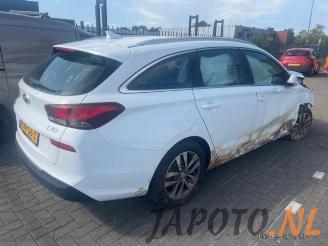 Hyundai I-30 i30 Wagon (PDEF), Combi, 2017 1.0 T-GDI 12V picture 3