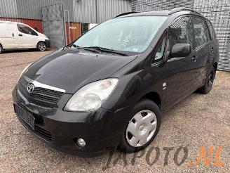 Vrakbiler auto Toyota Corolla-verso Corolla Verso (E12), MPV, 2001 / 2004 1.8 16V VVT-i 2003/1