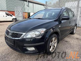 Sloopauto Kia Cee d Cee'd Sporty Wagon (EDF), Combi, 2007 / 2012 1.4 16V 2011/1