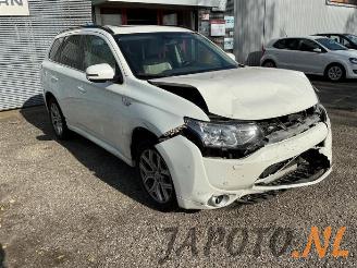 Mitsubishi Outlander Outlander (GF/GG), SUV, 2012 / 2022 2.0 16V PHEV 4x4 picture 7